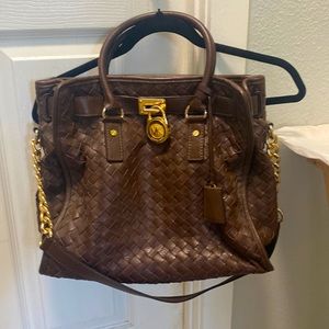 Brown Michael Kor’s Hamilton Woven Leather Purse- shrt/Long  handles. Gold chain